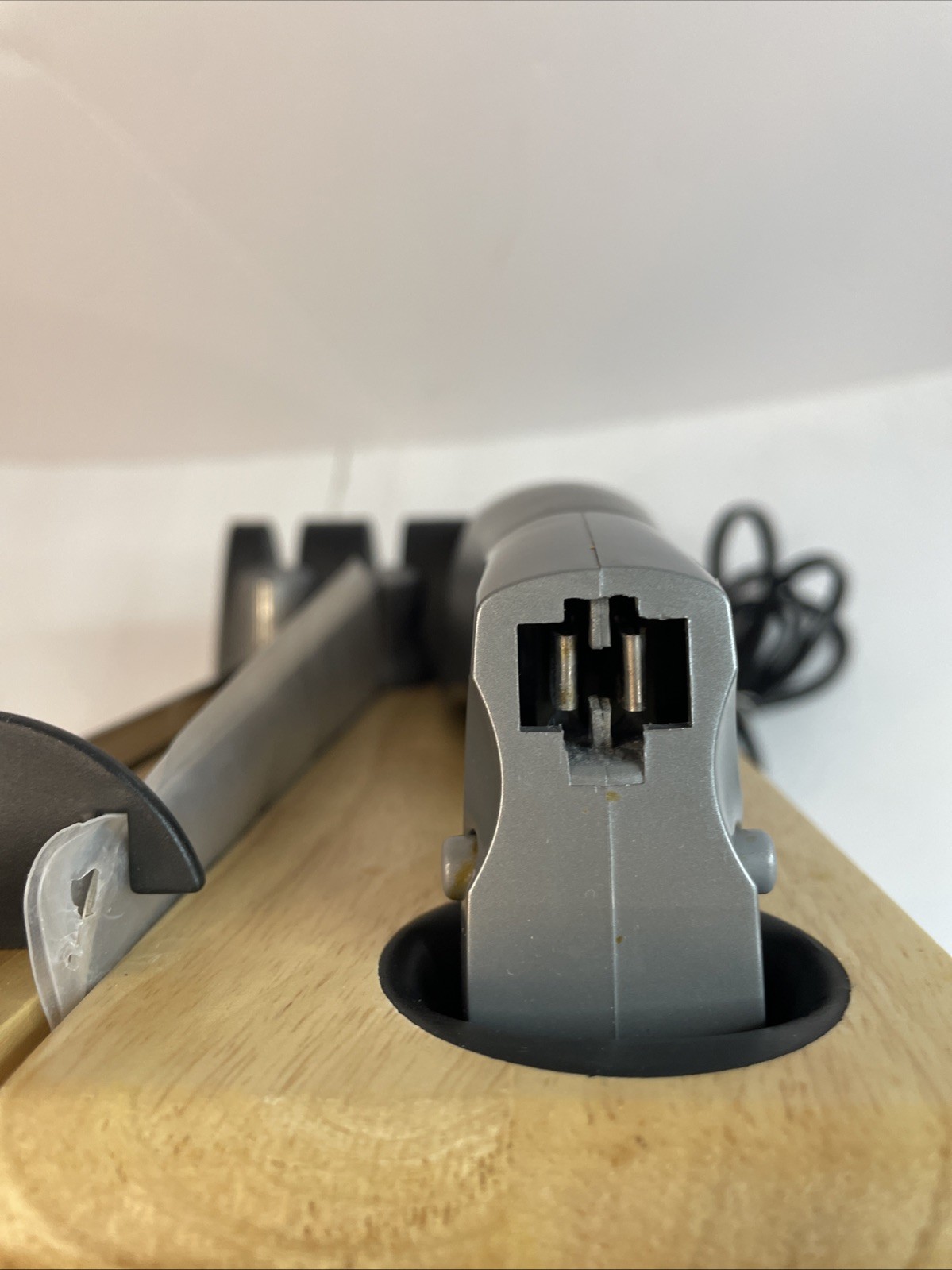 Cuisinart CEK-40 Electric Knife With 2 Blades And Butcherblock Holder Kitchen