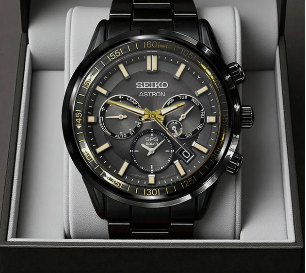 Resident Evil x Leon Scott Kennedy Black Stainless Steel Watch | eBay