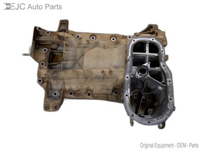 Upper Engine Oil Pan For 16-20 Toyota Tacoma  3.5 121010P020 Gas