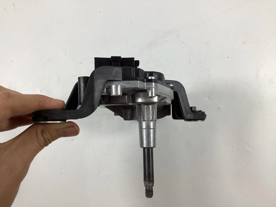 Volkswagen GTI 2012-2014 motor limpiaparabrisas 5K6955711B OEM. Foto 3 de 4