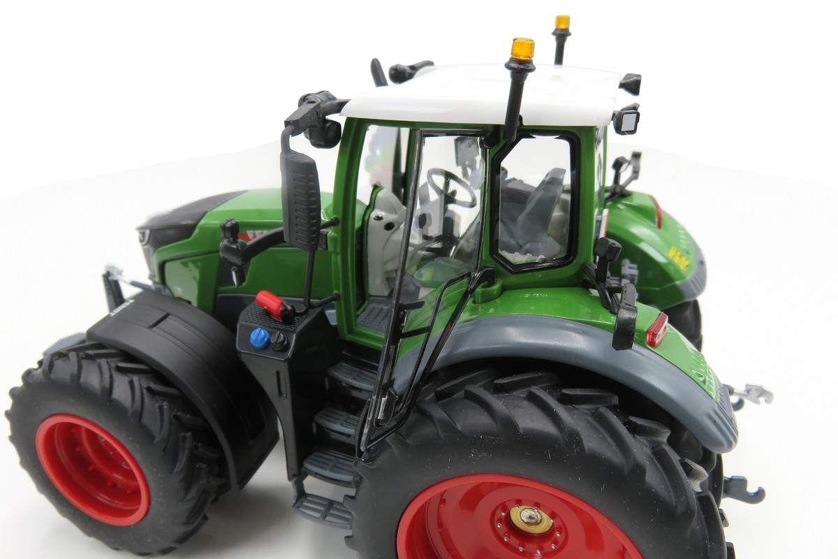 Wiking Fendt 728 Vario 1:32 Scale Model Tractor, ACP0835750