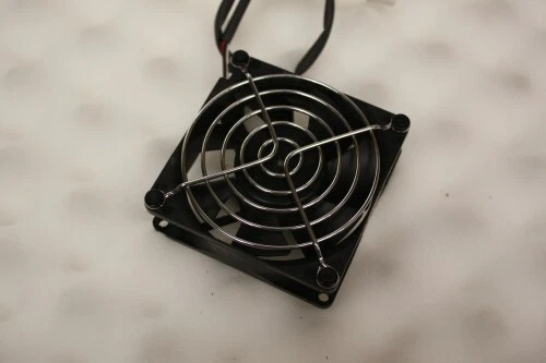 Nidec TA300DC L34689-58 282318-001 3Pin PC Case Cooling Fan 80mm x 25mm - Image 2 of 2