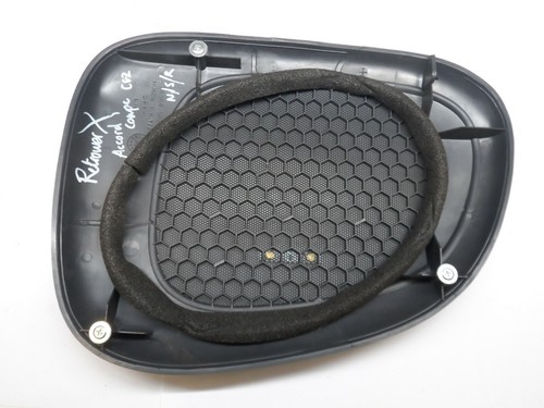 Honda Accord Coupe (CG2) 2000 - N/S Rear Speaker Grille Cover Bose 84568-582-A - Picture 2 of 2