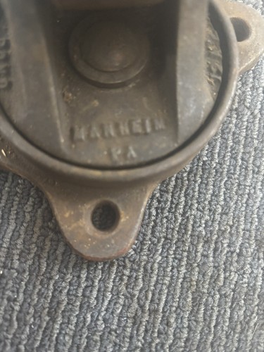 Vintage Cast Iron Swivel Caster Antique Metal Wheel Industrial Bond 2-1/2 - Picture 9 of 12