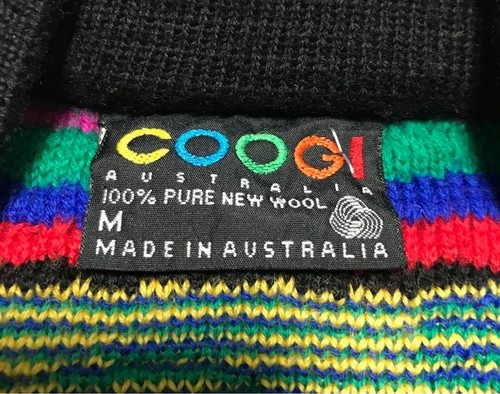 Men's COOGI Pure Wool Knitted Sweater Cardigan 3D Knit Size M Made In Australia - Picture 11 of 12