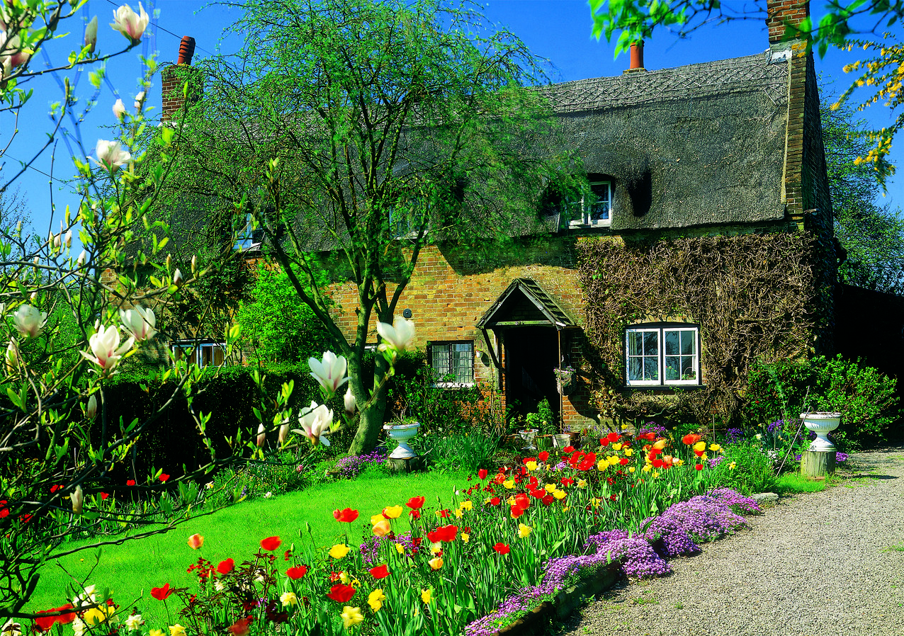 Norfolk Cottage 1000 Piece Jigsaw Puzzle