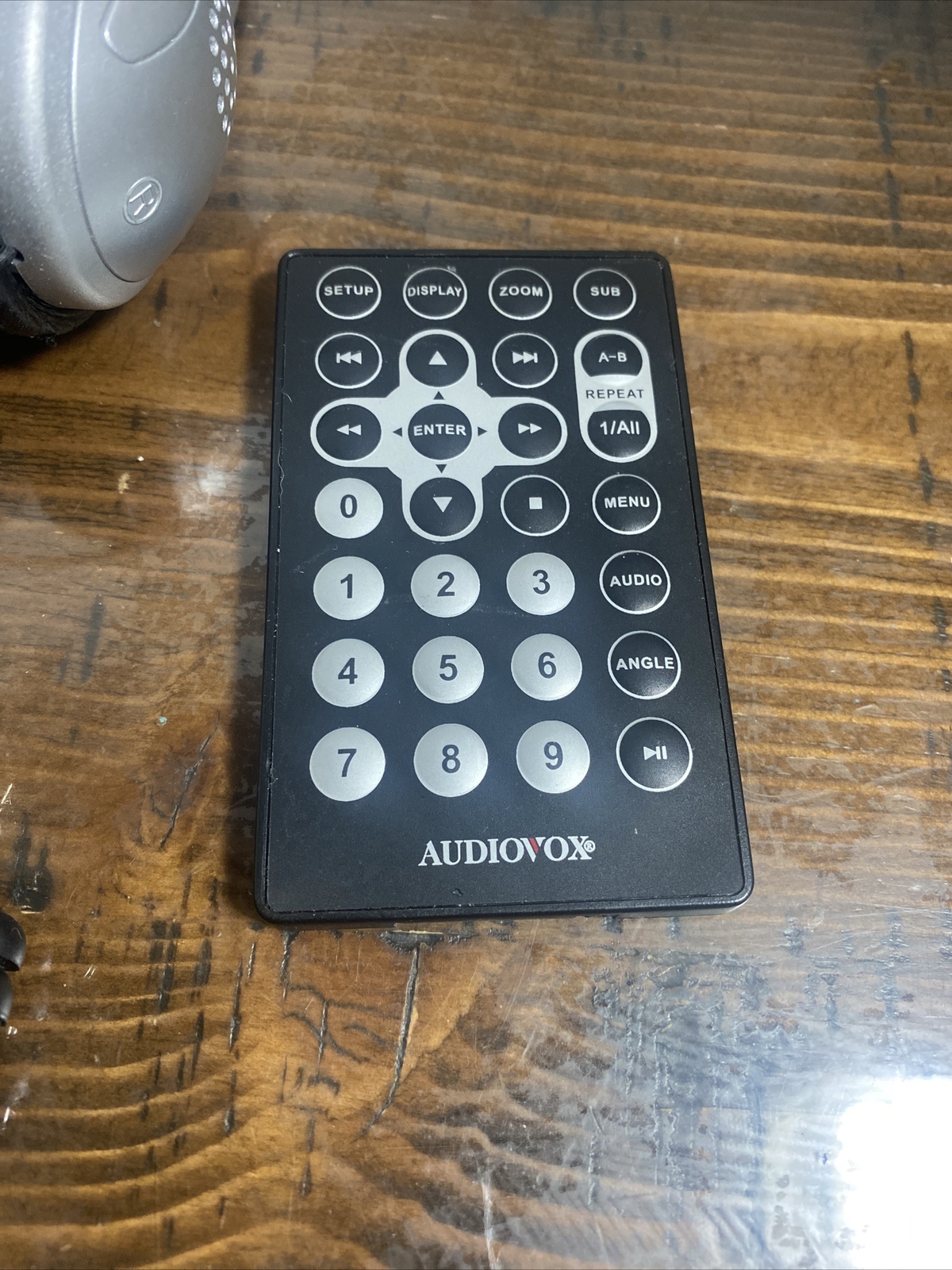 Audiovox D1998 Portable Car DVD Player 9" Widescreen With Case eBay