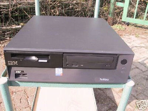 IBM Netvista 2.4GHZ -  512MB -  40GB - CD - Win XP Pro