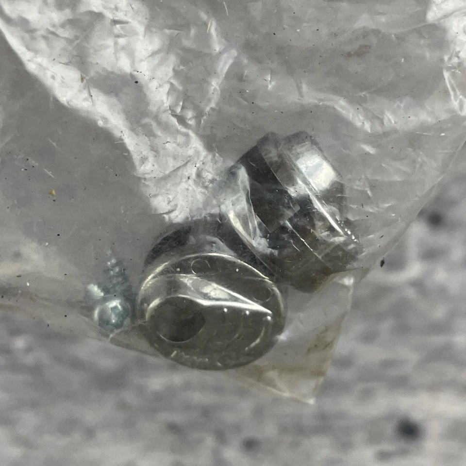 Juego de botones con correa para el dedo del pie CatEye pedal de pluma herrajes para bicicleta hechos en Japón par Foto 4 de 4