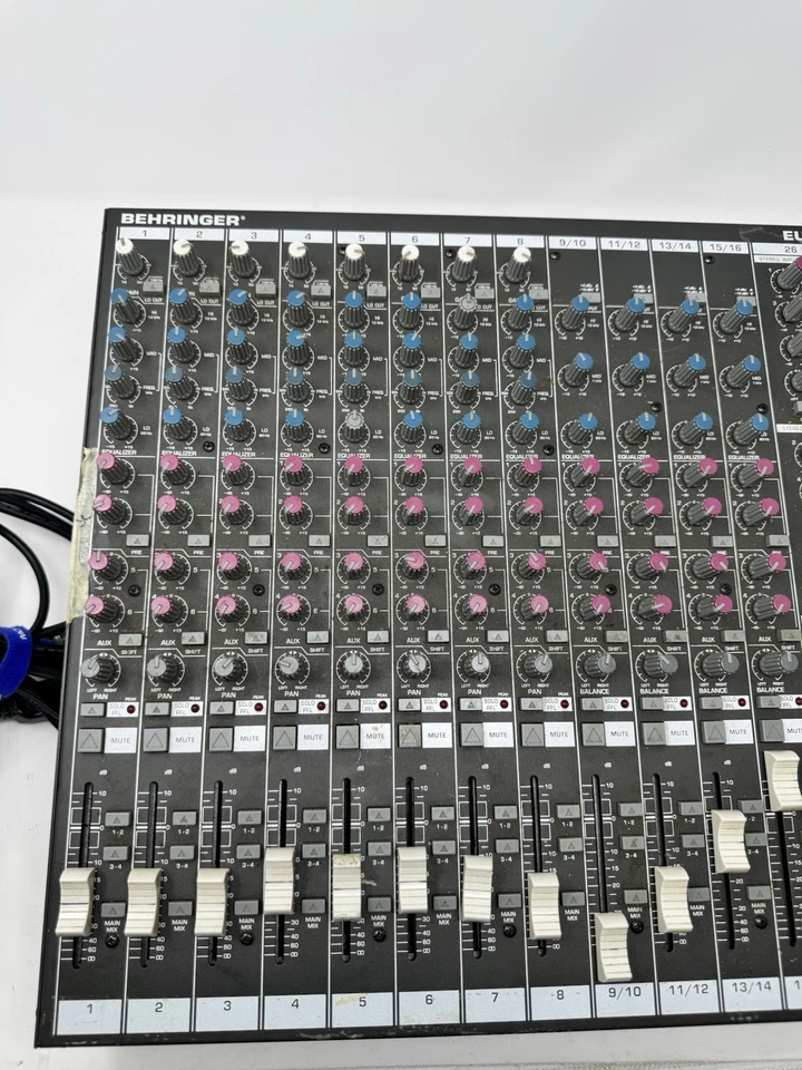Behringer Eurorack MX2642 Mixer 26-Input 4-Bus Mixing Console - Image 3 of 4