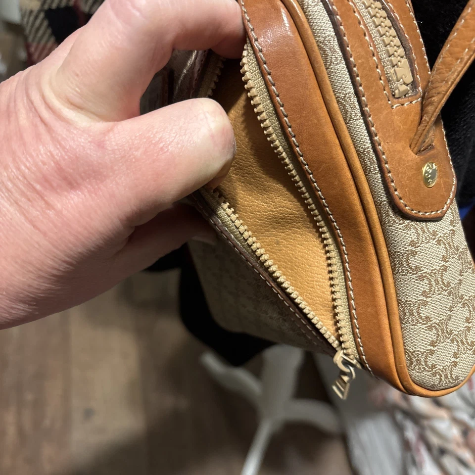 Bandolera vintage Celine Macadam de lona y cuero recubierto. Foto 3 de 4