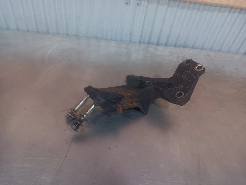 Soporte de montaje de bomba de dirección asistida 90-94 Mitsubishi Eclipse Talon DSM GST GSX Foto 2 de 3