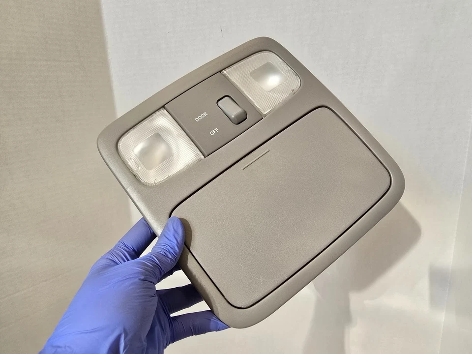 Toyota Highlander 2004-2007 consola superior domo mapa luces gris OEM A186 Foto 4 de 4