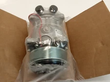 Sanden 4710/SD7H15 HD Compressor 12V Ear Mount CW Vertical 8-Groove 119mm