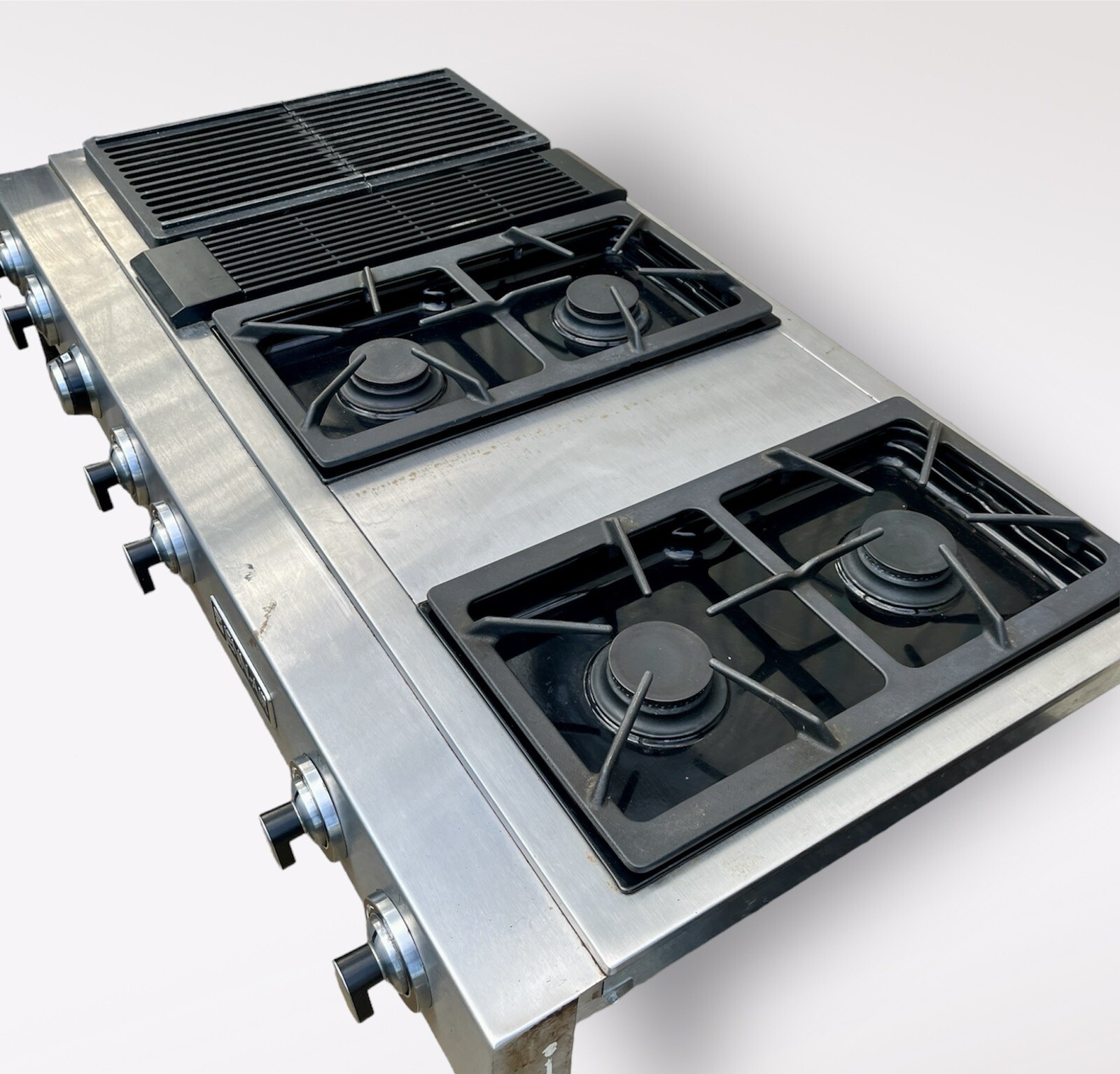 JennAir 48” Gas Cooktop With Downdraft (7,000 Retail Price) Model JGD8348CDP eBay
