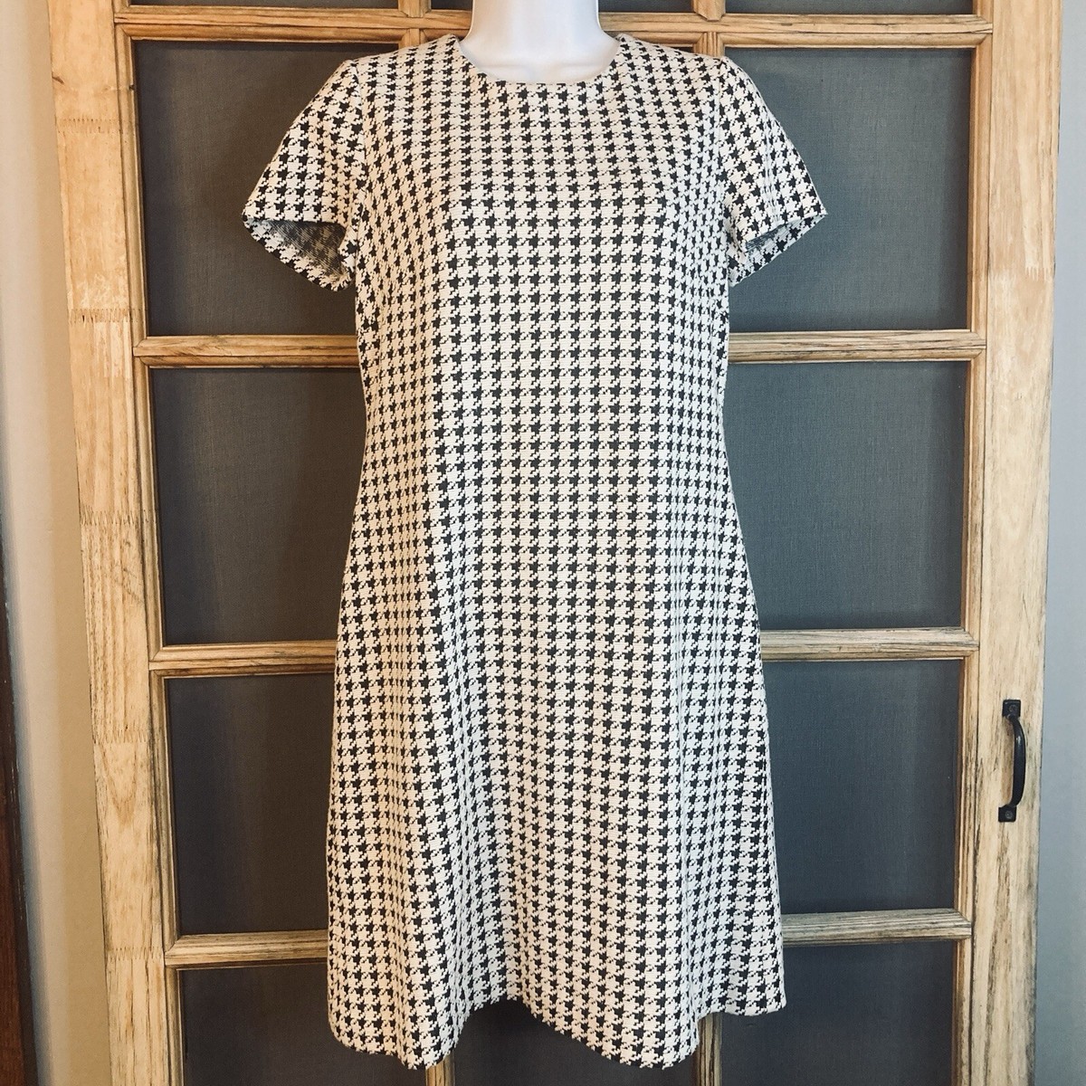 Calvin Klein Women's B & W Houndstooth Knit Dress Sz 6 18x35 Classic 1% Spandex Calvin Klein Women's B & W Houndstooth Knit Dress Sz 6 18x35 Classic 1% Spandex