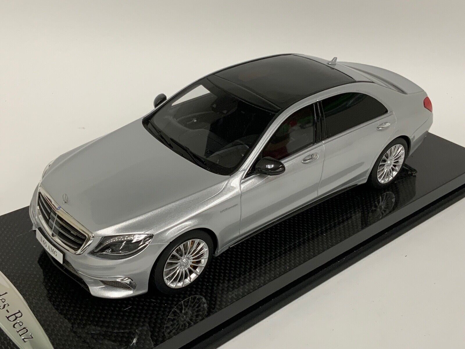 1/18 GT Spirit Mercedes Benz S63 AMG  W222 in Silver Carbon Base GT067  AB130