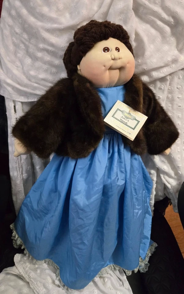 Vintage Cabbage patch little people Grand Edition hand signed paperwork mink - Image 2 of 4