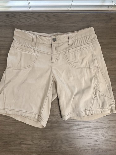 Athleta Dipper 9” Shorts Womens 6 Beige Tan Hiking Outdoor Quick Dry Stretch EUC
