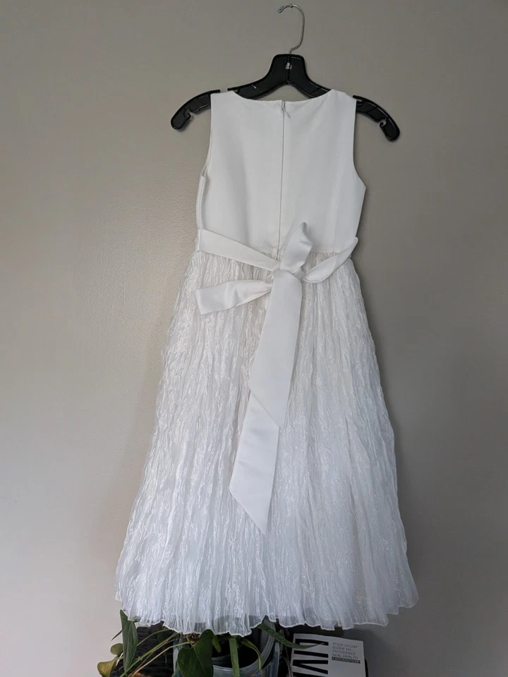 Платье Золушки с бисером на талии. Размер 10.  Цветочница / причастие. - Изображение 4 из 4