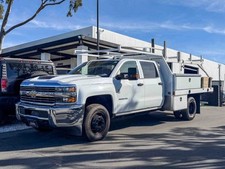 2017 Chevrolet Silverado 3500 HD Cab & Chassis 4D