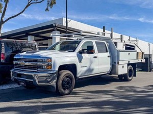 2017 Chevrolet Silverado 3500 HD Cab & Chassis 4D