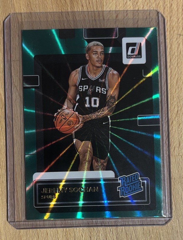 2022-23 NBA Donruss Jeremy Sochan #209 Holo Green Laser San Antonio Spurs