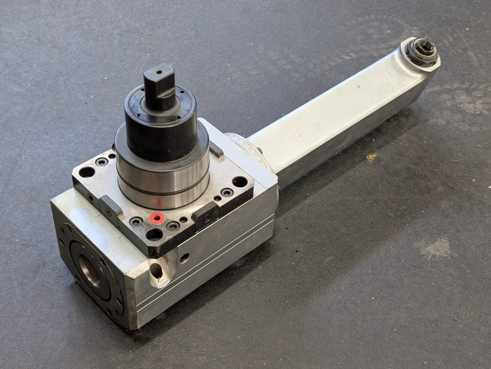 Alberti T90-1.5 Parallel Offset Angle Head R=250 Smart Change ER16 CNC Milling