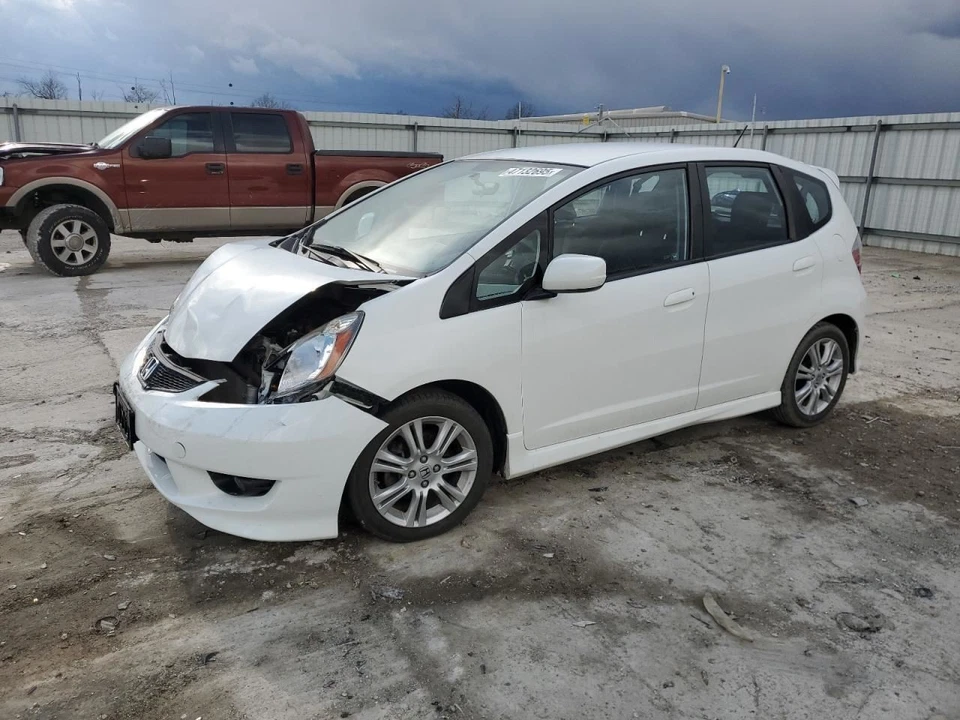2011 Honda Fit Driver Side Mirror Assembly OEM Used WHT 4DR HTBK Power - Image 3 of 4