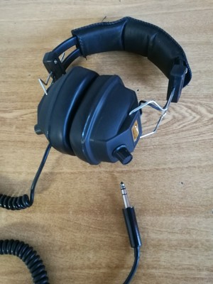 Cuffie INNO HIT SH - 152 Headphones usato fruscio nella regolazione volume  | eBay