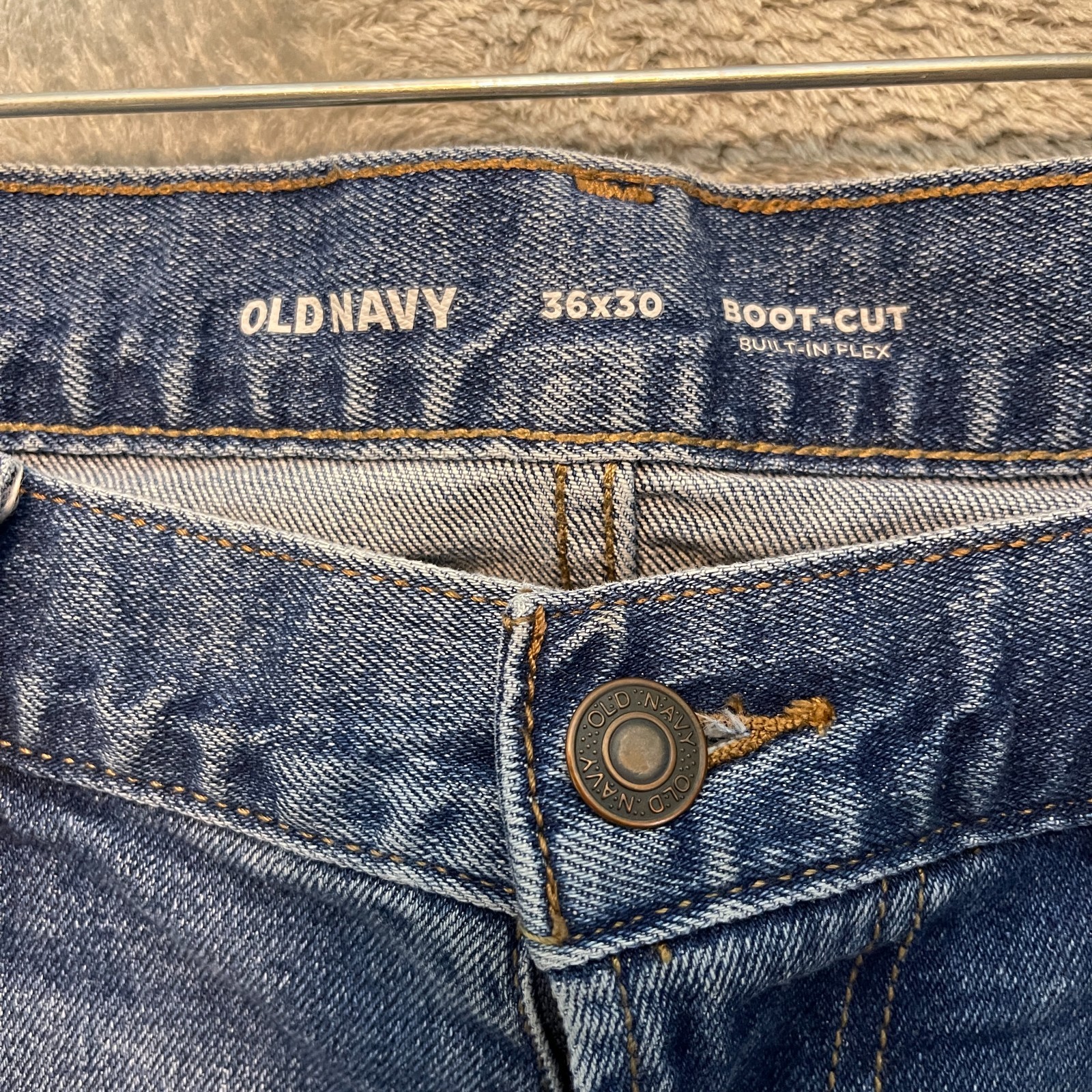 Old Navy Men Classic Basic Bootcut Medium Wash Mi… - image 7