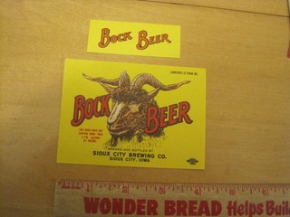 Sioux City Iowa Bock Beer Goat Label with Neck Label