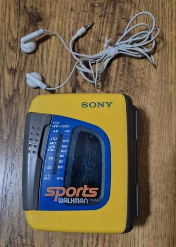 Sony Walkman WM-FS191 Sports Radio Cassette Vintage WORKS