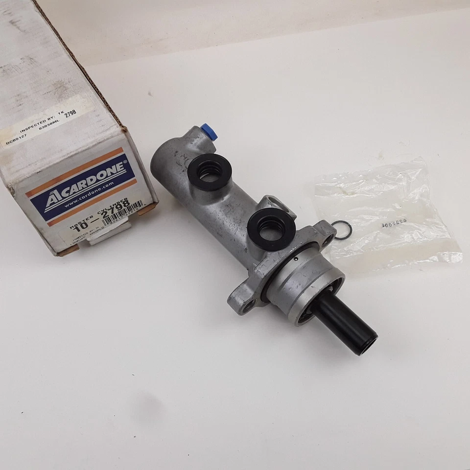 Furgoneta de carga extendida de cilindro maestro de freno para Ford E-250 Econoline 1997-2000 Foto 2 de 4