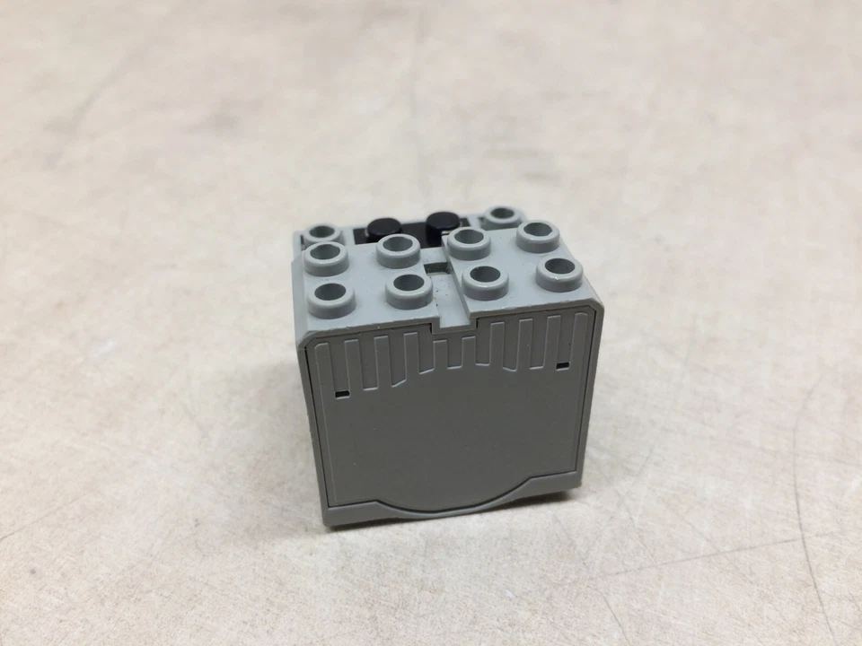 Lego 9V Motor 43362 Mini Tested Gray 5225 Education 43362c01 RCX 5702010952250 - Image 4 of 4