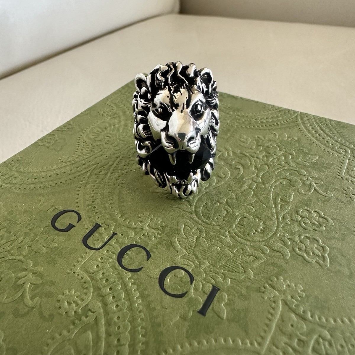 NEW Authentic Gucci Lion Head Crystal Ring In Silver & Black Sz 13