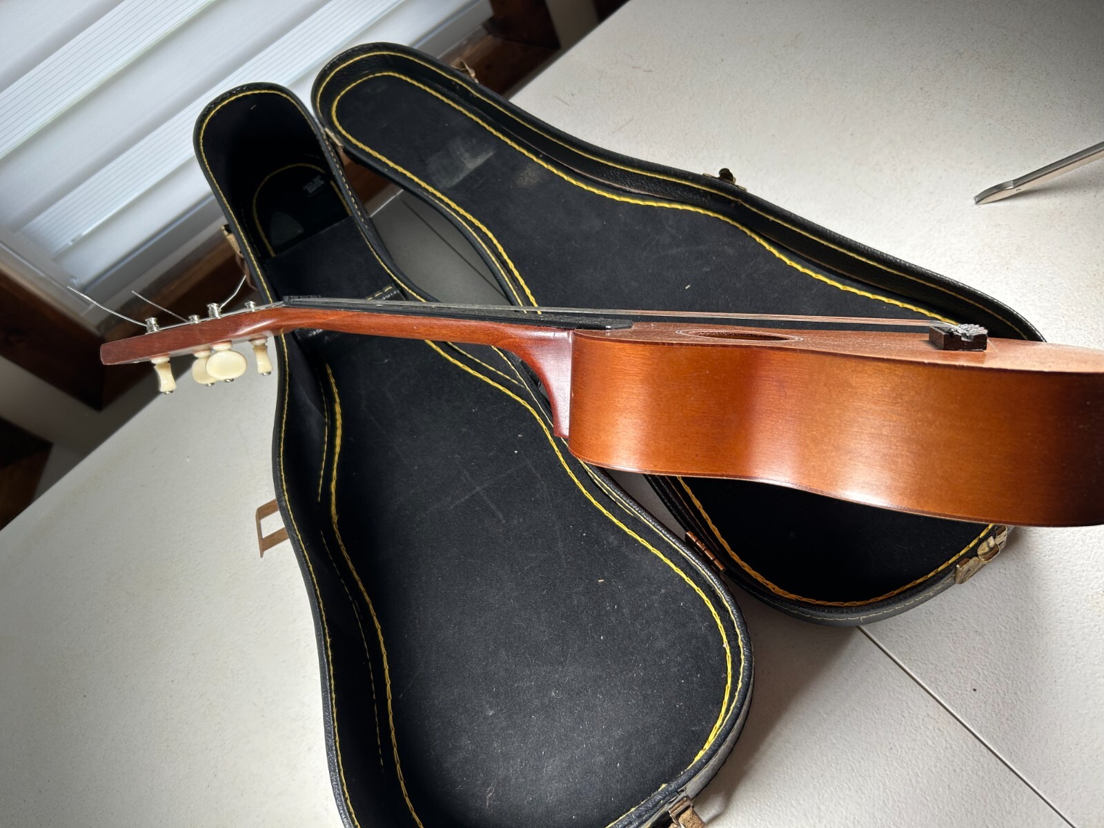 Vintage Lindell Ukulele & Hard Case eBay