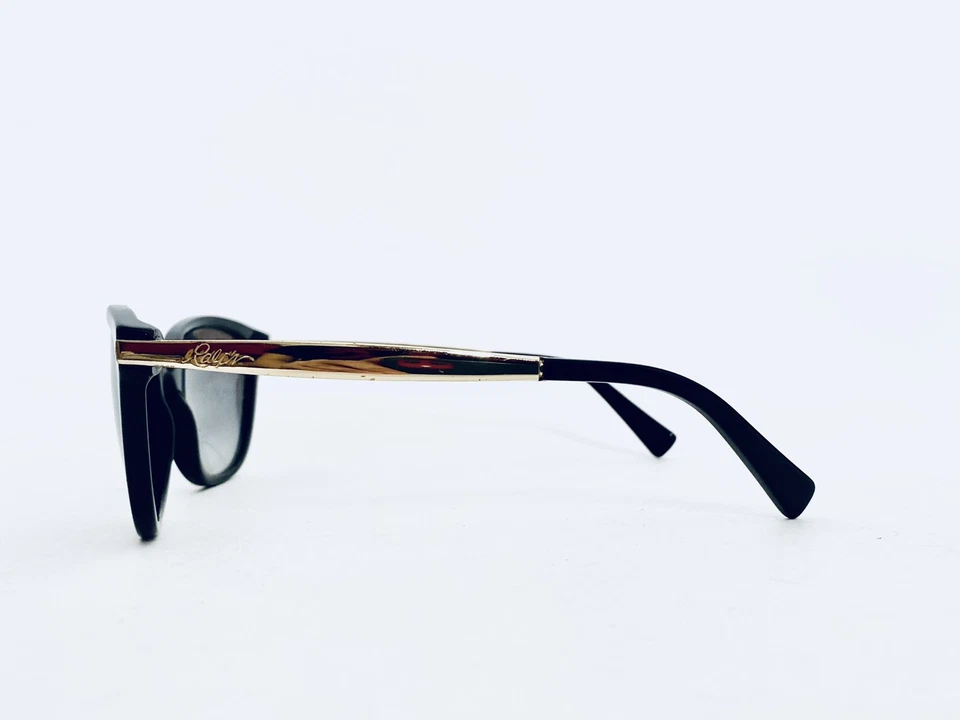 Óculos de sol Ralph Lauren olho de gato preto com templo dourado RA5201 1265/T3 54 17 135 - Imagem 4 de 4