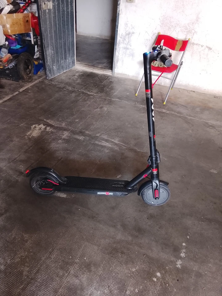 monopattino elettrico adulti usato - Immagine 4 di 4