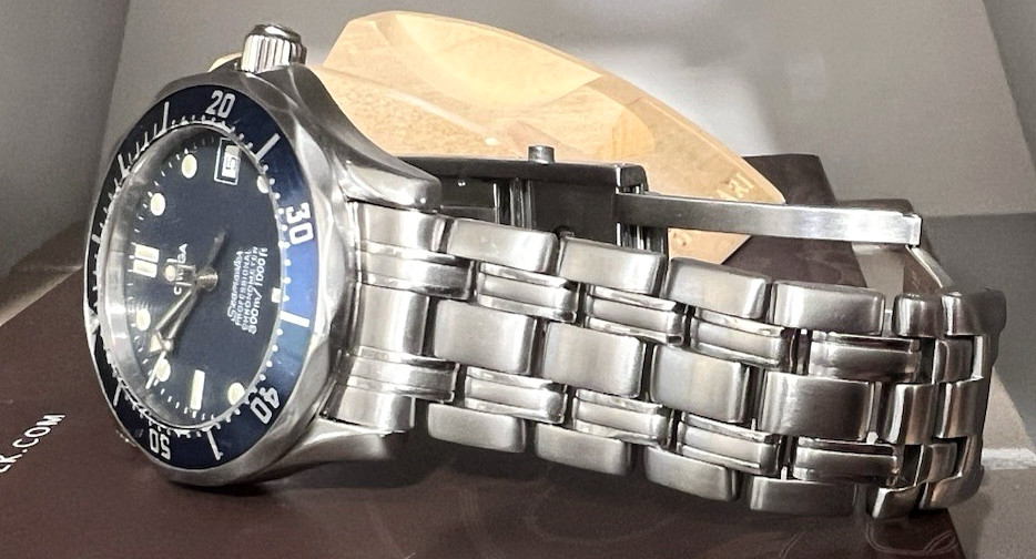 Omega Watch Automatic Seamaster 1502/824 Blue Dial Midsize Bond Stainless Steel image 2