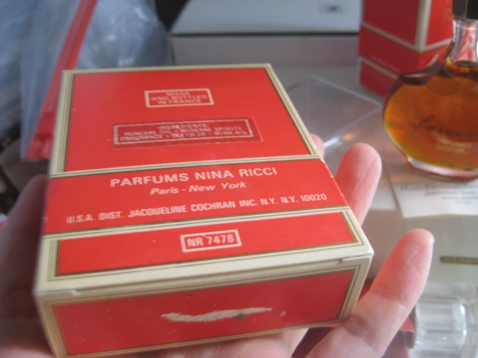 🎁0.875 盎司沐浴油复古 Nina Ricci Farouche 香水 — 第 4/4 张图片