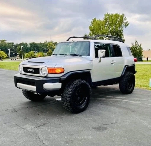 2007 Toyota FJ Cruiser  - Image 2 of 4
