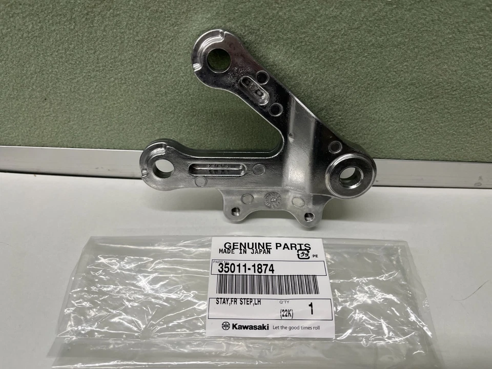 Pie izquierdo Kawasaki Stay Ninja ZX6R ZX9R ZX-6R ZX-9R ZZR600 Foto 2 de 3