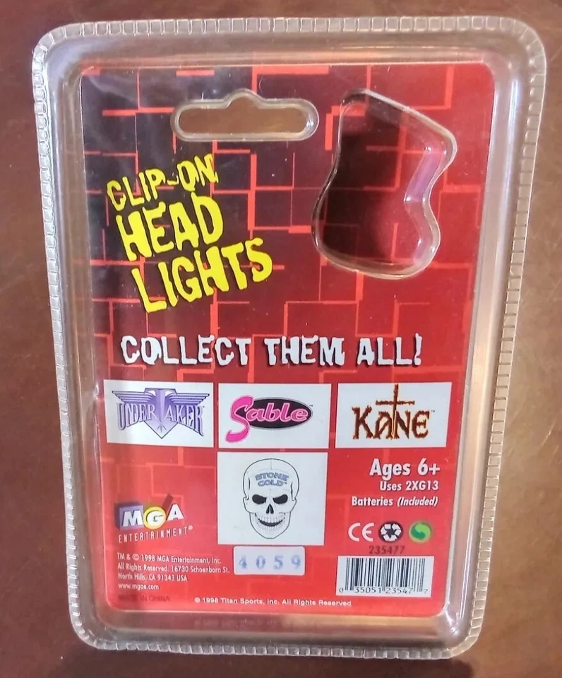 VIntage Wrestling WWF WWE STONE COLD STEVE AUSTIN CLIP ON HEADLIGHTS KEYCHAIN - Image 2 of 4