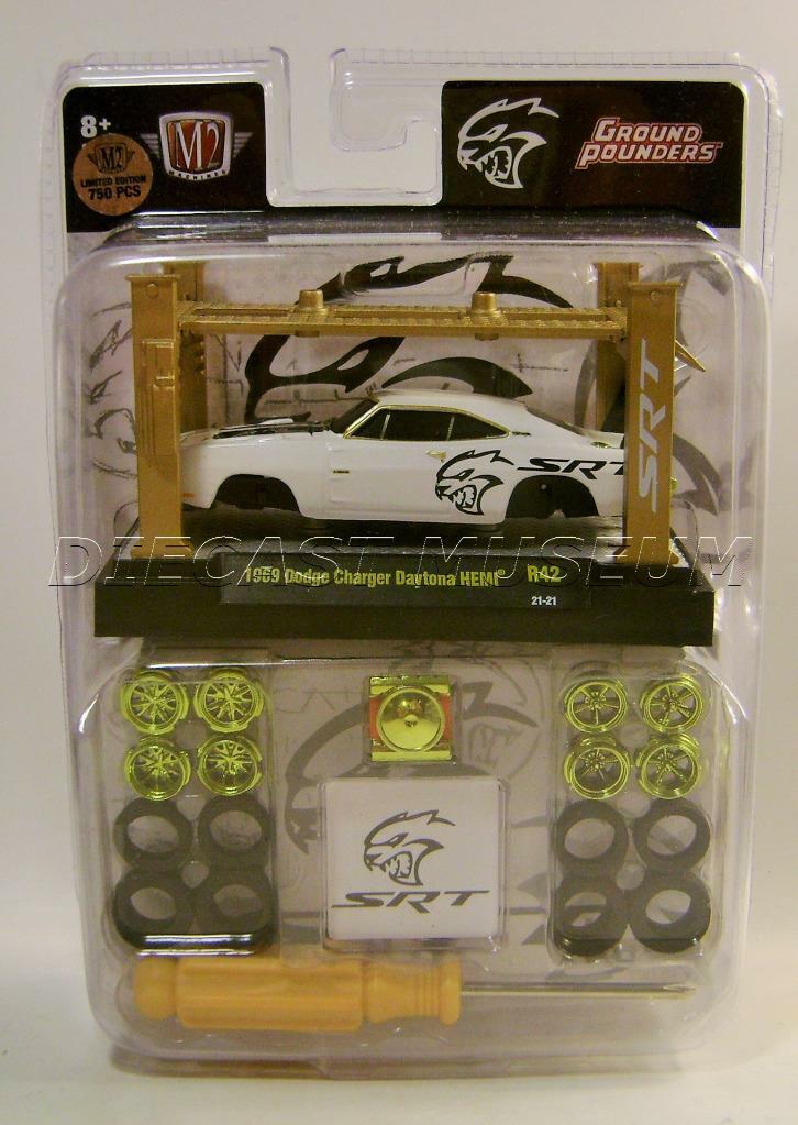 1969 '69 CHARGER DAYTONA HEMI HELLCAT CHASE MODEL KIT WITH LIFT M2