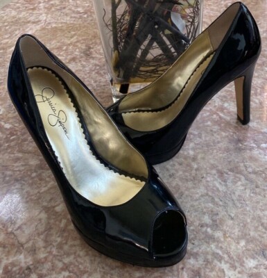 JESSICA SIMPSON*シャープなライン*ショートブーツ*Donatela Jessica Simpson Donatela Bootie - Free Shipping | DSW