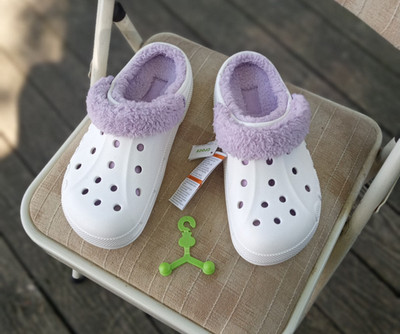 CROCS Baya faux fur lined Clog White / Lavender Womens Sz 12 NWT