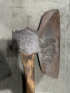 Broad / Hewing Axe