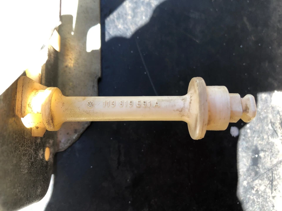 Volkswagen Super Beetle 1972 perillas de control de aire fresco Foto 4 de 4