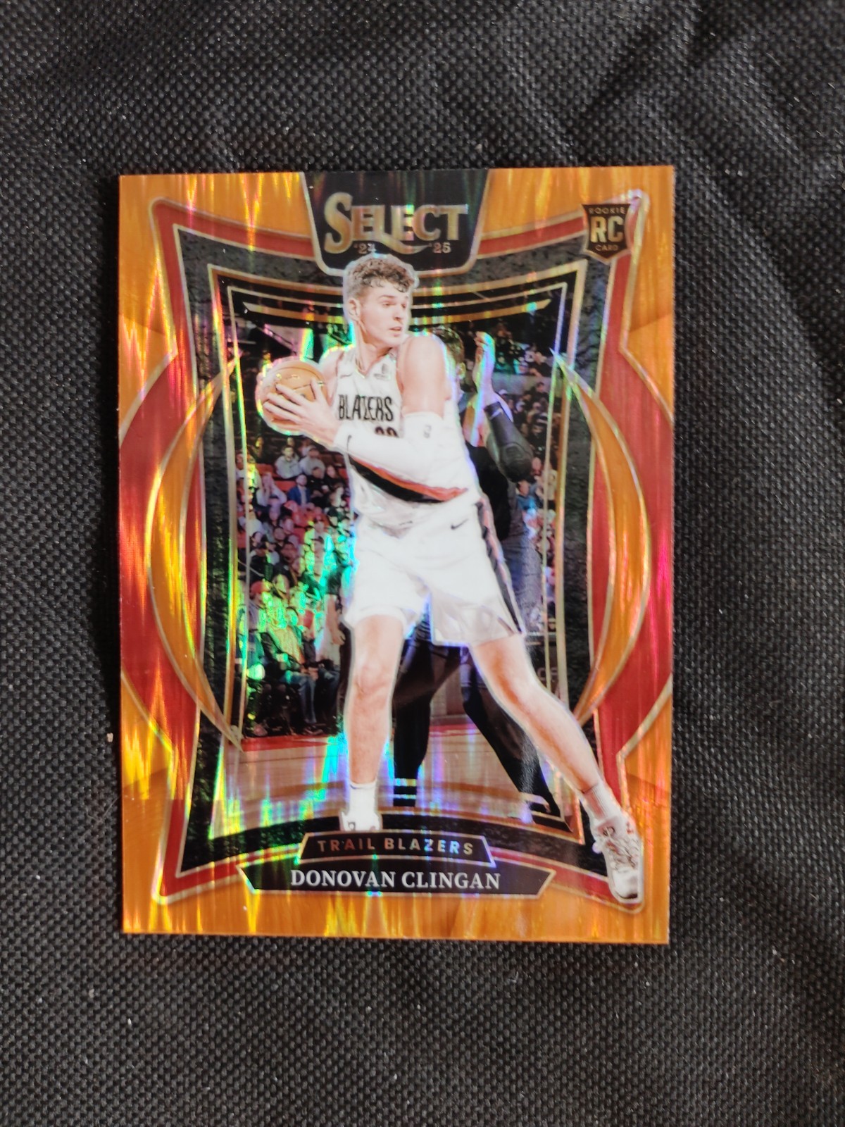 2024-25 Panini Select - Concourse Donovan Clingan #69 Orange Flash Prizm (RC)